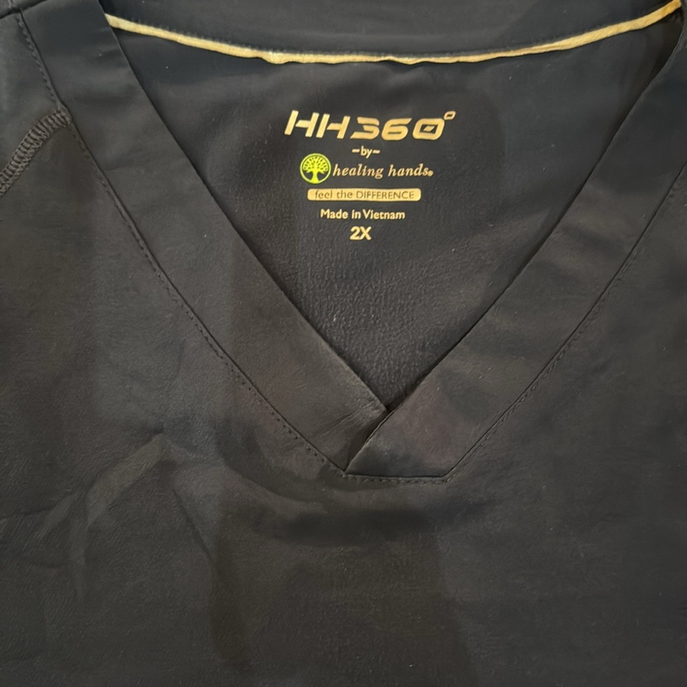 HEALING HANDS 360 STEVEN MEN’S 3-POCKET V-NECK SHORT SLEEVE SCRUB TOP 2X - Picture 5 of 6